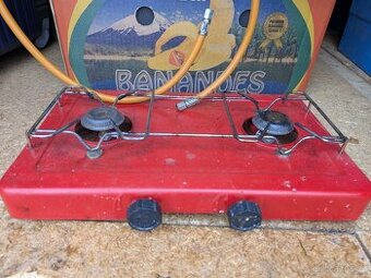 Kempingový vařič, sporák