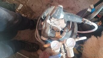 Kompresor 50 l dvouválcový, tlaková nádoba, omítací pistole