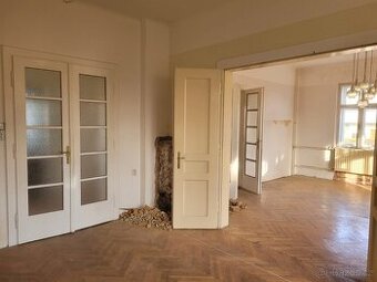 Prodám staré dřevěné dveře různé druhy