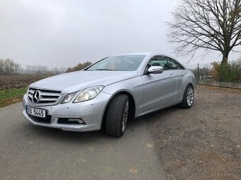 Mercedes Benz E250cdi coupe W207