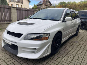 Mitsubishi Lancer Evo 9 Wagon