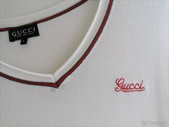 Gucci svetřík nový