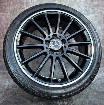 Originální Alu kola AMG Mercedes-Benz Cla R18 Dvourozměr