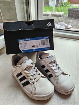 Chlapecké tenisky Adidas vel. 28
