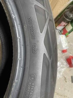 Letní PNEU Continental 215/60 R17 H