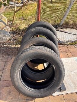 Letní pneu 215/60/R16