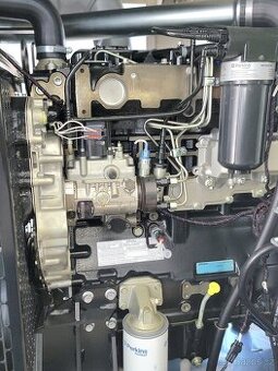 Oprava motorů a náhradní díly Komatsu, Caterpillar (CAT)