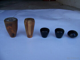 hlavice řadících pák, dřevené a bakelitové