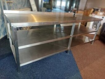 Nerezový pracovní stůl