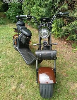 Elektrokoloběžka LERA C2, 2000W