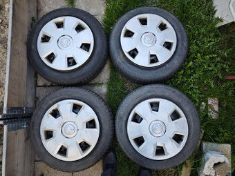 kola škoda octavia 185/55/15 r15 zimní gumy 6mm