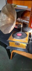 historický gramofon