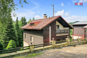 Prodej chaty, 142 m², Pastviny