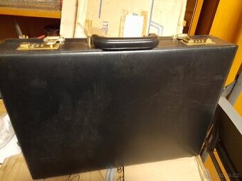 Prodám attache kufřík nový z 80.let nepoužitý
