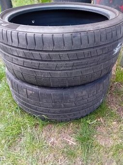 235/35r19