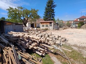 Staré dřevěné povaly – cca 9 m³