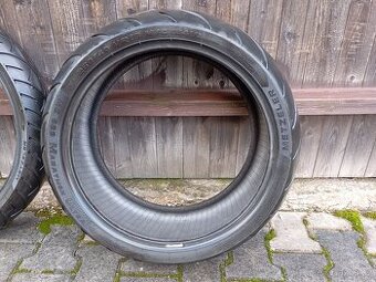 260/40/18 Night Rod Breakout pneu Metzeler