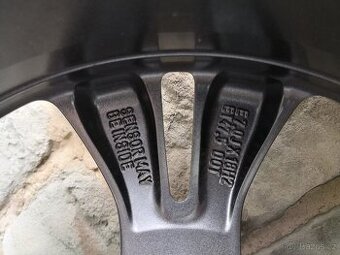 4x108 r18