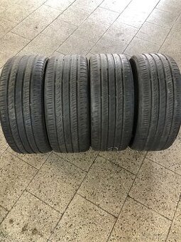 225/45/17 prodám sadu pneu