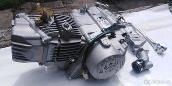 Motor 190cc