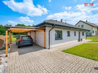 Pronájem rodinného domu, 121 m², Benešov - 1
