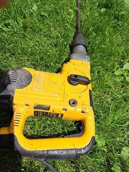 Dewalt D25830K Bourací kladivo