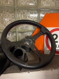 Sportovní volant Peugeot 306