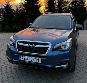 Subaru Forester 2.0i, 4x4, manuální převodovka