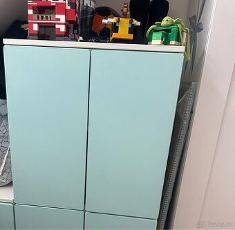 skrinka na hracky ikea Smastad