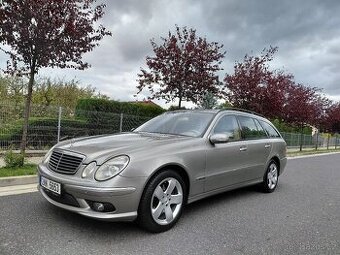 Mercedes E 320 V6 AMG 4.Matic,Automat,Avantgarde