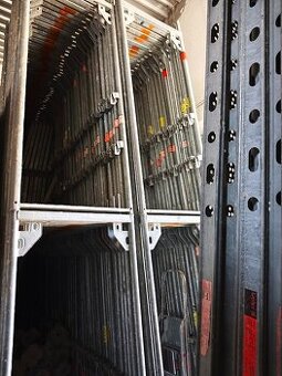 Prodám lešení  Layher blitz 73 cca 100m2 (Alfix)