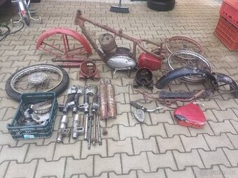 Jawa 250 pérák zbrojovka