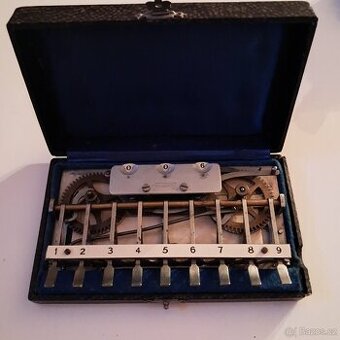 ADIX sčítací stroj 20.léta