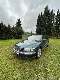 Volvo v70 d5 120kw manuál