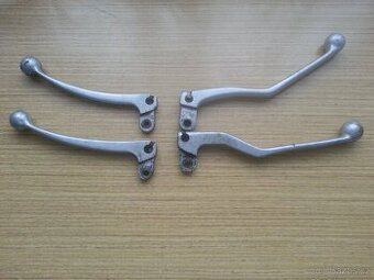 Klaksony a páčky na Jawa, ČZ