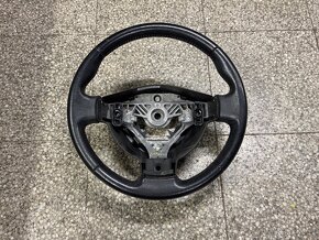 Kožený volant Nissan Qashqai J10 / NV200