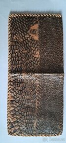 Peněženka z hadí kůže