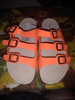 Nové pantofle - vel. 40 - 1