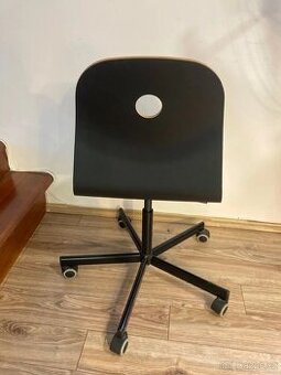 Otočná kancelářská židle IKEA (VÅGSBERG / SPORREN)