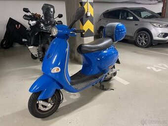 Vespa ET4 150cm3 r.v. 2002 - 1
