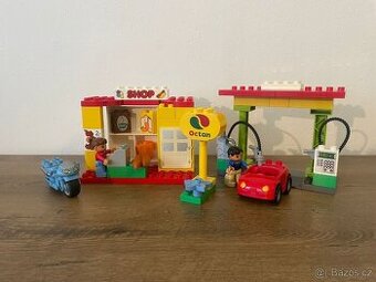 Lego Duplo čerpací stanice s myčkou