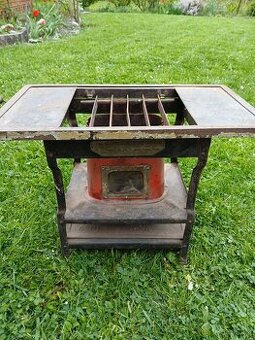 Stará petrolejová kamínka