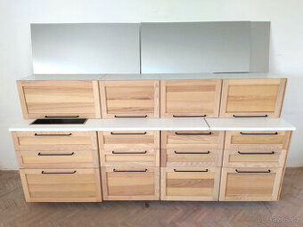 Stylová kuchyňská linka IKEA METOD 2,6m, záruka 25 let