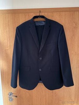Pánský oblek WILINSKI velikost 50/170, nový