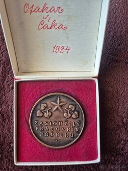 Starší medaile 3