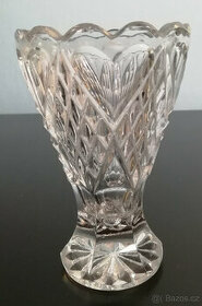 Váza broušená