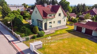 Prodej vily 5+2, Dříteň na pozemku 2.195 m2, ev.č. 01056