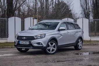 Lada Vesta SW Cross 1.6 / SVK 1. Majiteľ / NELAKOVANÉ