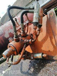 Rozvaděč na čelní nakladač Humpolec 1000