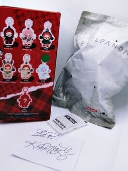 ORIGINÁL SKULLPANDA plyšová panenka BLINDBOX přívěsek SNOW
